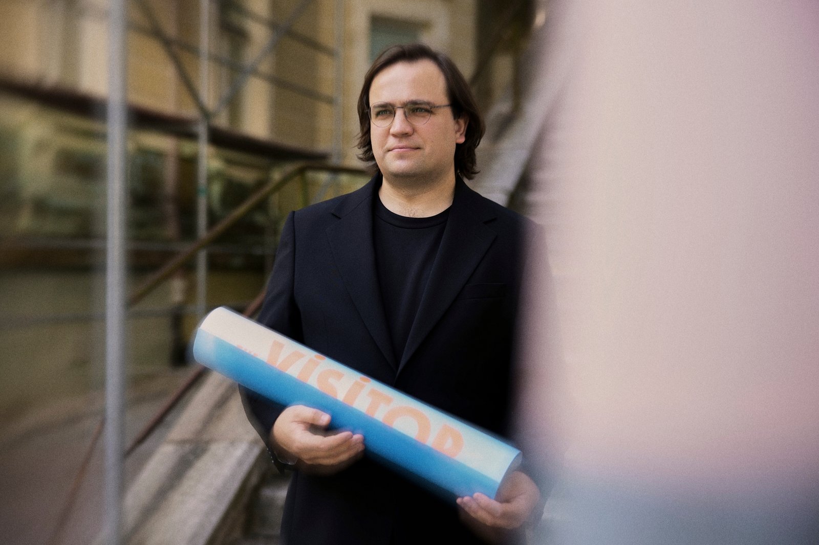 V. Katkus apie filmą „Svečias“: „Nustembame, kai mums kadaise brangios vietos toliau puikiai gyvena ir be mūsų“